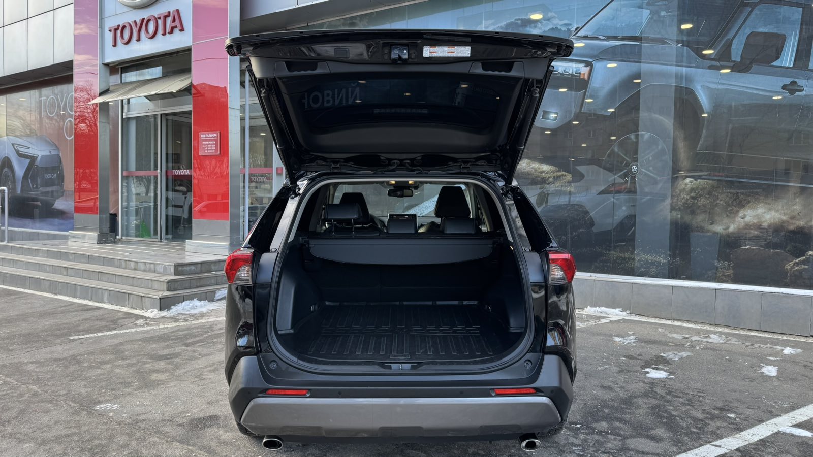 Toyota RAV4 2019 року, Універсал, Тойота Центр Одеса "ВіДі Пальміра", м.Одеса | Фото № 10 Toyota RAV4 2019 року з пробігом 154940 км, Універсал, Тойота Центр Одеса "ВіДі Пальміра", м.Одеса - 1280000 ГРН | Фото № 10