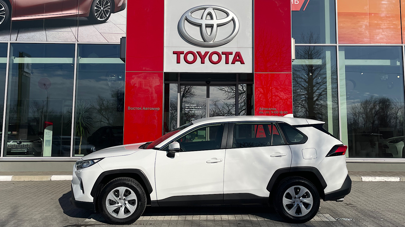 Toyota RAV4 2023 року з пробігом 33258 км, Універсал, Тойота Центр Запоріжжя "Восток Автомир", м.Запоріжжя - 1318590 ГРН | Фото № 3