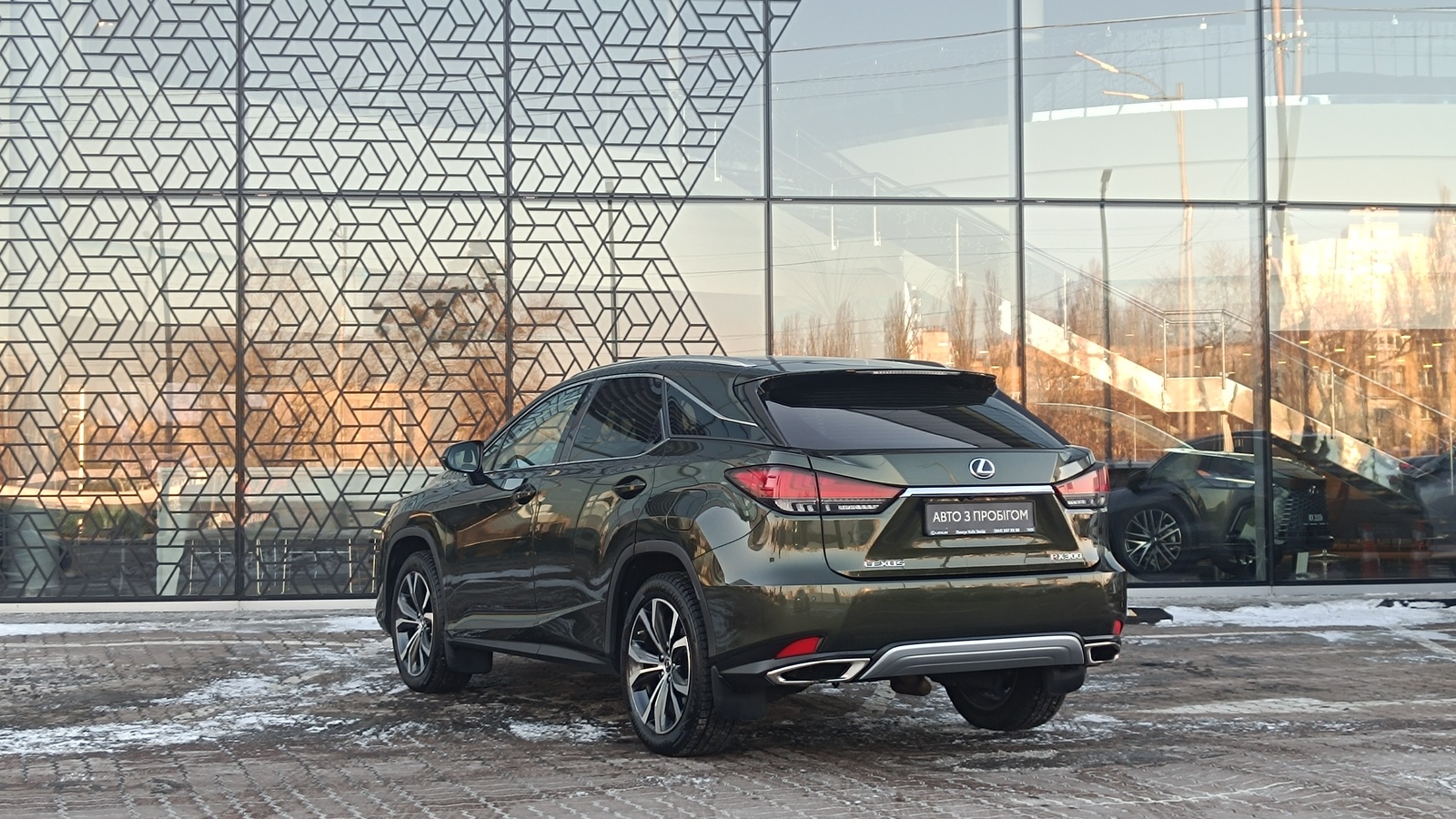 Lexus RX 2021 року, Універсал, Лексус Київ Захід, м.Київ | Фото № 2 Lexus RX 2021 року з пробігом 112407 км, Універсал, Лексус Київ Захід, м.Київ - 1998000 ГРН | Фото № 2