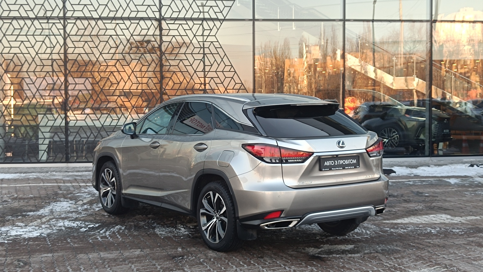 Lexus RX 2019 року, Універсал, Лексус Київ Захід, м.Київ | Фото № 2 Lexus RX 2019 року з пробігом 88112 км, Універсал, Лексус Київ Захід, м.Київ - 1839000 ГРН | Фото № 2