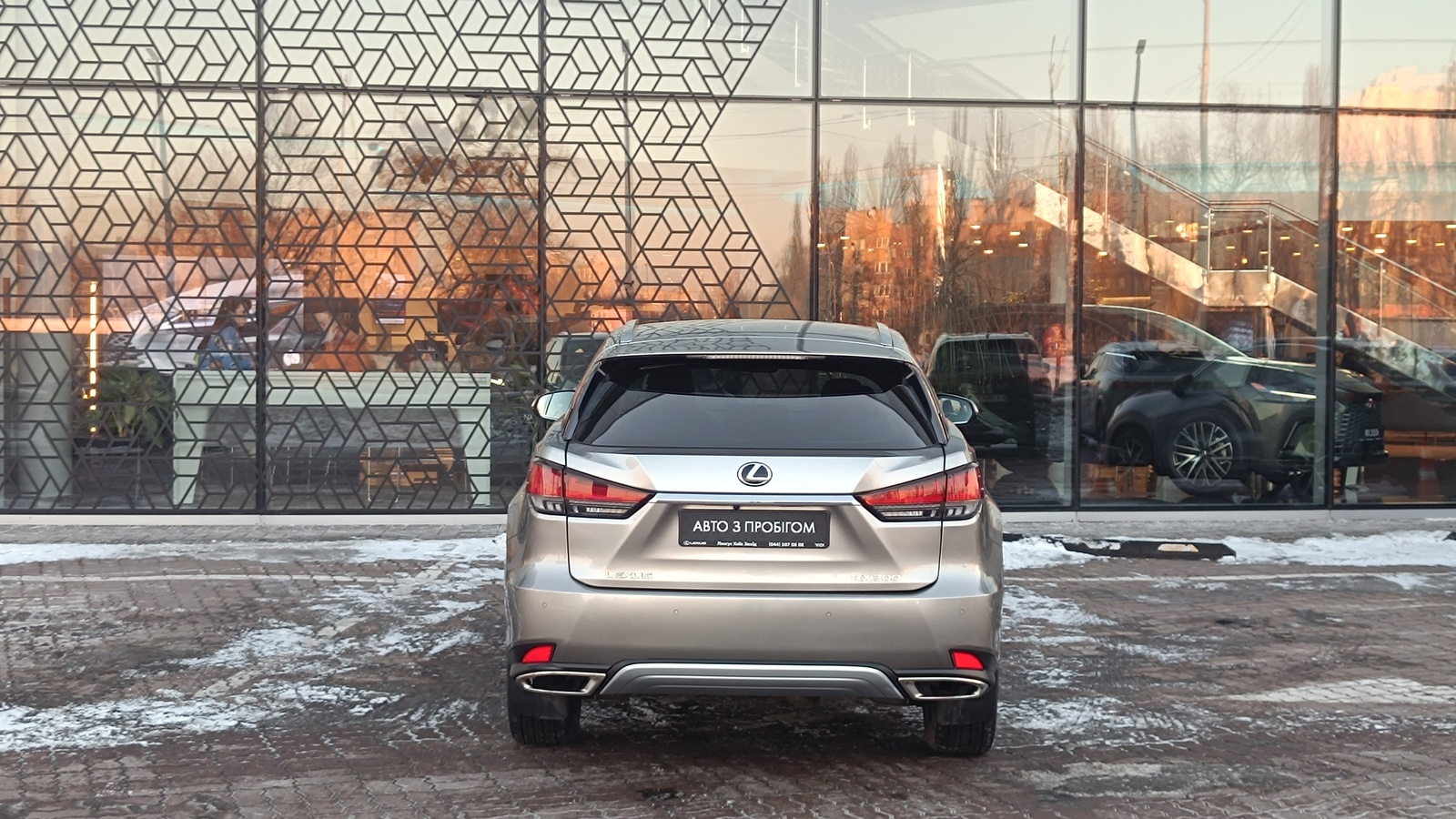 Lexus RX 2019 року, Універсал, Лексус Київ Захід, м.Київ | Фото № 4 Lexus RX 2019 року з пробігом 88112 км, Універсал, Лексус Київ Захід, м.Київ - 1839000 ГРН | Фото № 4