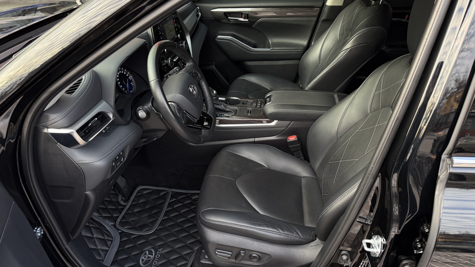 Toyota HIGHLANDER 2021 року з пробігом 147647 км, Універсал, Тойота Центр Кривий Ріг "Алмаз Сістем", м.Кривий Ріг - 1939500 ГРН | Фото № 12