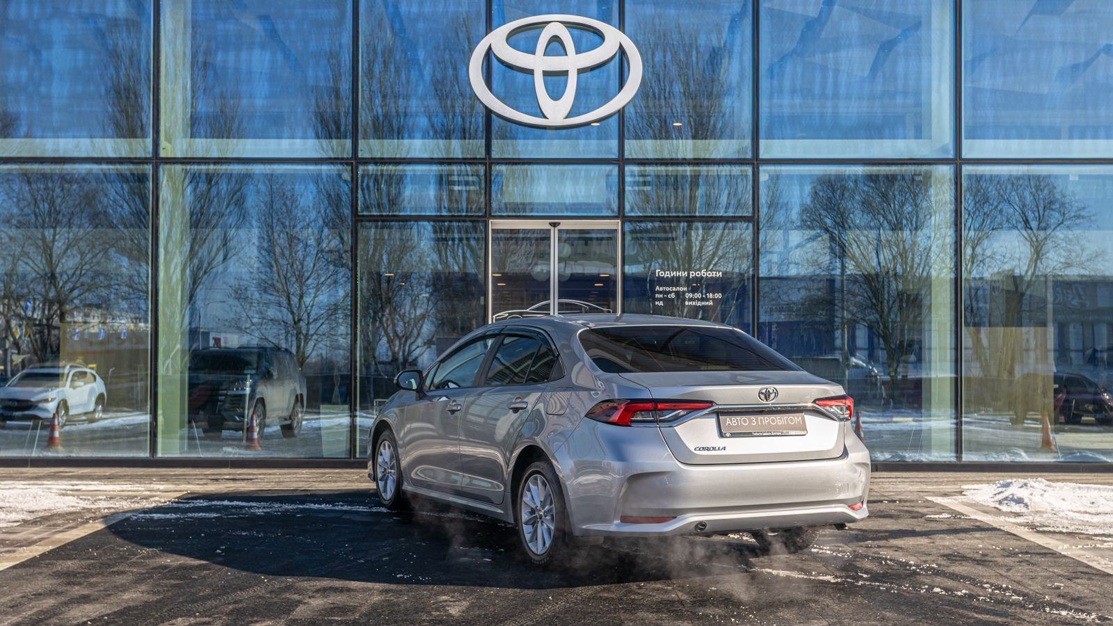 Toyota COROLLA 2022 року, Седан, Тойота Центр Дніпро "Алмаз Мотор" на Запорізькому шосе, м.Дніпро | Фото № 2 Toyota COROLLA 2022 року з пробігом 25453 км, Седан, Тойота Центр Дніпро "Алмаз Мотор" на Запорізькому шосе, м.Дніпро - 935000 ГРН | Фото № 2