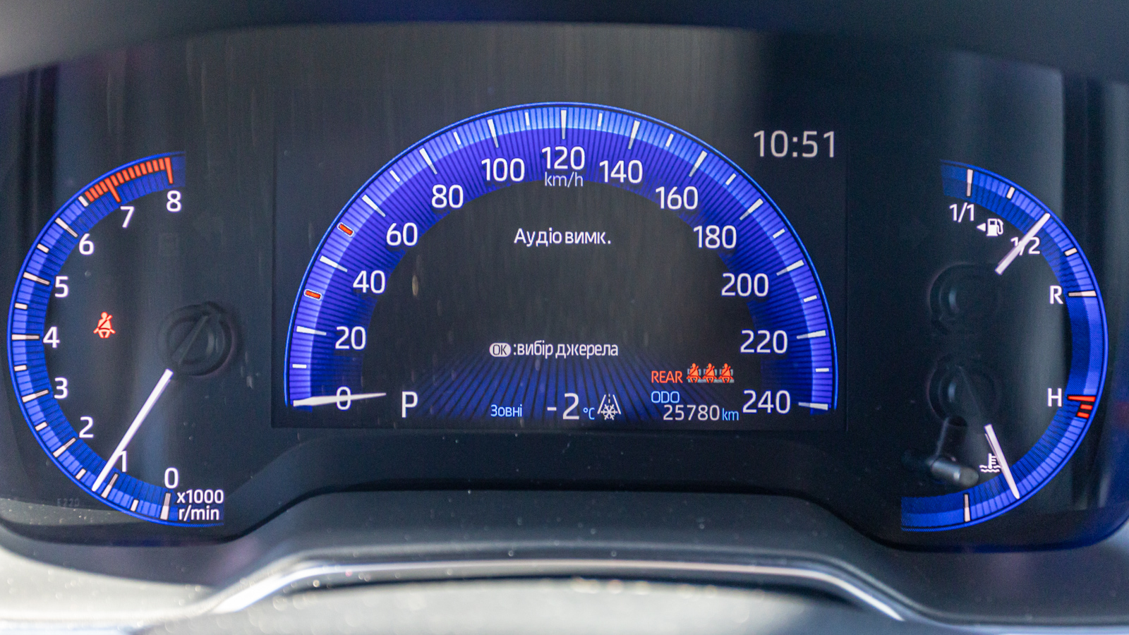 Toyota COROLLA 2022 року, Седан, Тойота Центр Дніпро "Алмаз Мотор" на Запорізькому шосе, м.Дніпро | Фото № 14 Toyota COROLLA 2022 року з пробігом 25453 км, Седан, Тойота Центр Дніпро "Алмаз Мотор" на Запорізькому шосе, м.Дніпро - 935000 ГРН | Фото № 14