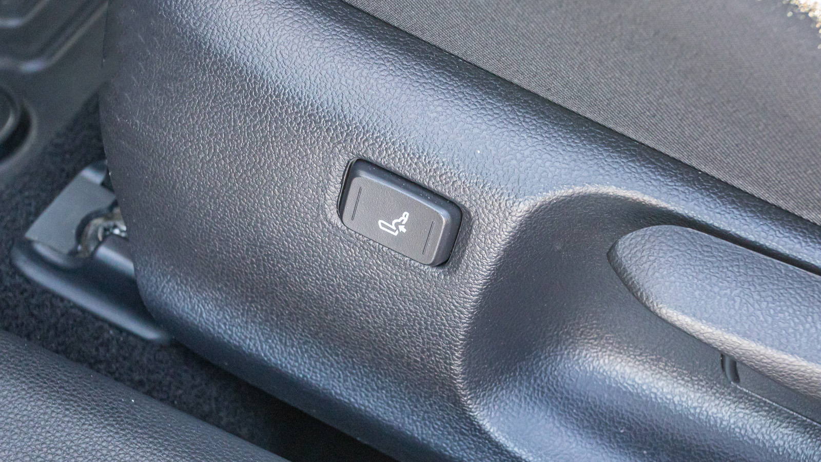 Toyota COROLLA 2022 року, Седан, Тойота Центр Дніпро "Алмаз Мотор" на Запорізькому шосе, м.Дніпро | Фото № 28 Toyota COROLLA 2022 року з пробігом 25453 км, Седан, Тойота Центр Дніпро "Алмаз Мотор" на Запорізькому шосе, м.Дніпро - 935000 ГРН | Фото № 28