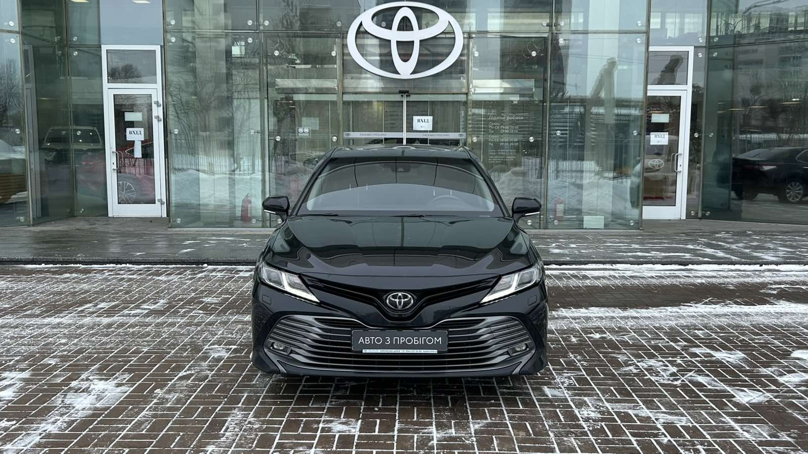 Toyota CAMRY 2017 року, Седан, Тойота Центр Київ "Автосаміт Укравто", м.Київ | Фото № 5 Toyota CAMRY 2017 року з пробігом 179000 км, Седан, Тойота Центр Київ "Автосаміт Укравто", м.Київ - 965000 ГРН | Фото № 5