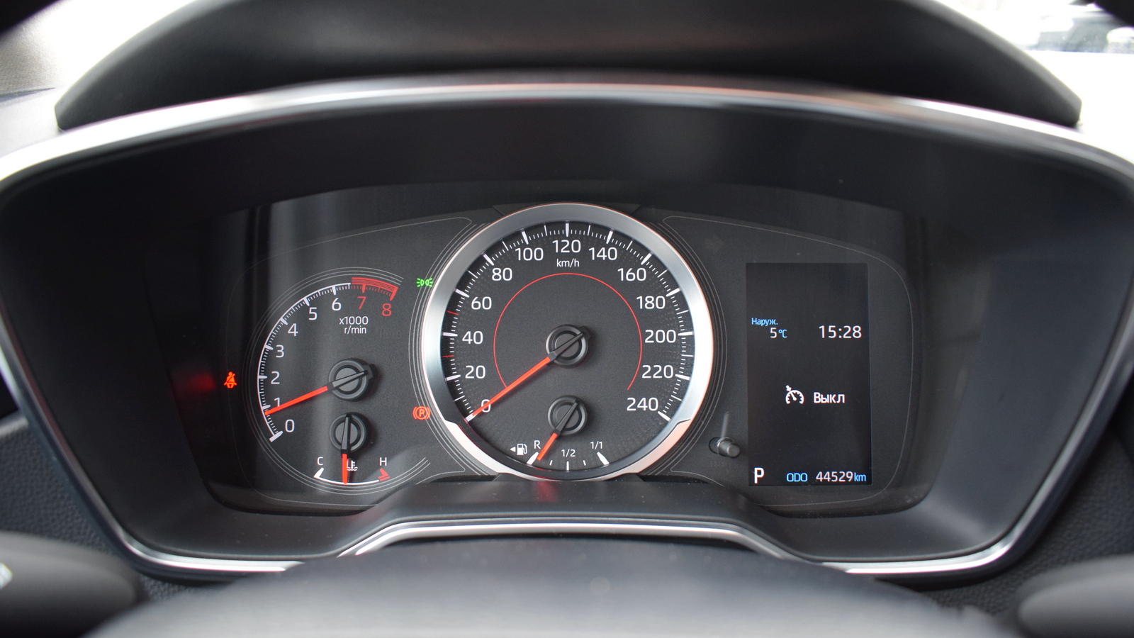 Toyota COROLLA 2019 року, Седан, Тойота Центр Житомир "Стар - Кар", м.Житомир | Фото № 14 Toyota COROLLA 2019 року з пробігом 44529 км, Седан, Тойота Центр Житомир "Стар - Кар", м.Житомир - 829900 ГРН | Фото № 14