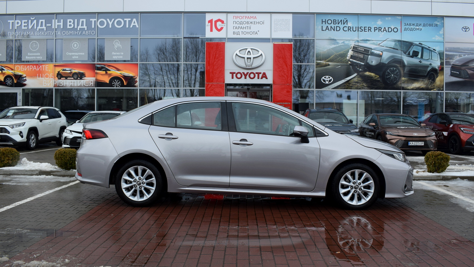 Toyota COROLLA 2019 року, Седан, Тойота Центр Житомир "Стар - Кар", м.Житомир | Фото № 17 Toyota COROLLA 2019 року з пробігом 44529 км, Седан, Тойота Центр Житомир "Стар - Кар", м.Житомир - 829900 ГРН | Фото № 17