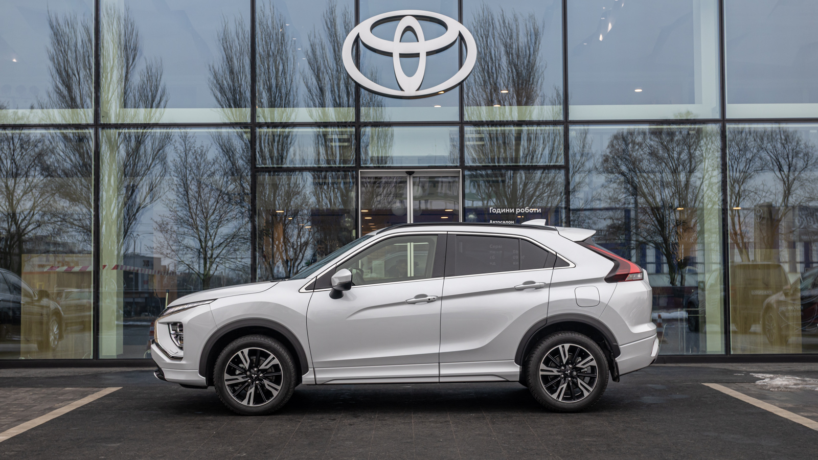 Інші авто MITSUBISHI Eclipse Cross 2023 року з пробігом 19169 км, Універсал, Тойота Центр Дніпро "Алмаз Мотор" на Запорізькому шосе, м.Дніпро - 1068000 ГРН | Фото № 3