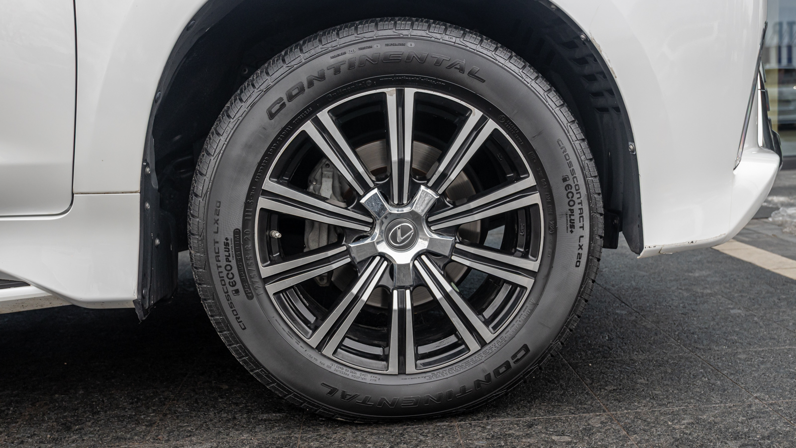 Lexus LX 2016 року, Універсал, Тойота Центр Дніпро "Алмаз Мотор" на Запорізькому шосе, м.Дніпро | Фото № 18 Lexus LX 2016 року з пробігом 158506 км, Універсал, Тойота Центр Дніпро "Алмаз Мотор" на Запорізькому шосе, м.Дніпро - 2475000 ГРН | Фото № 18