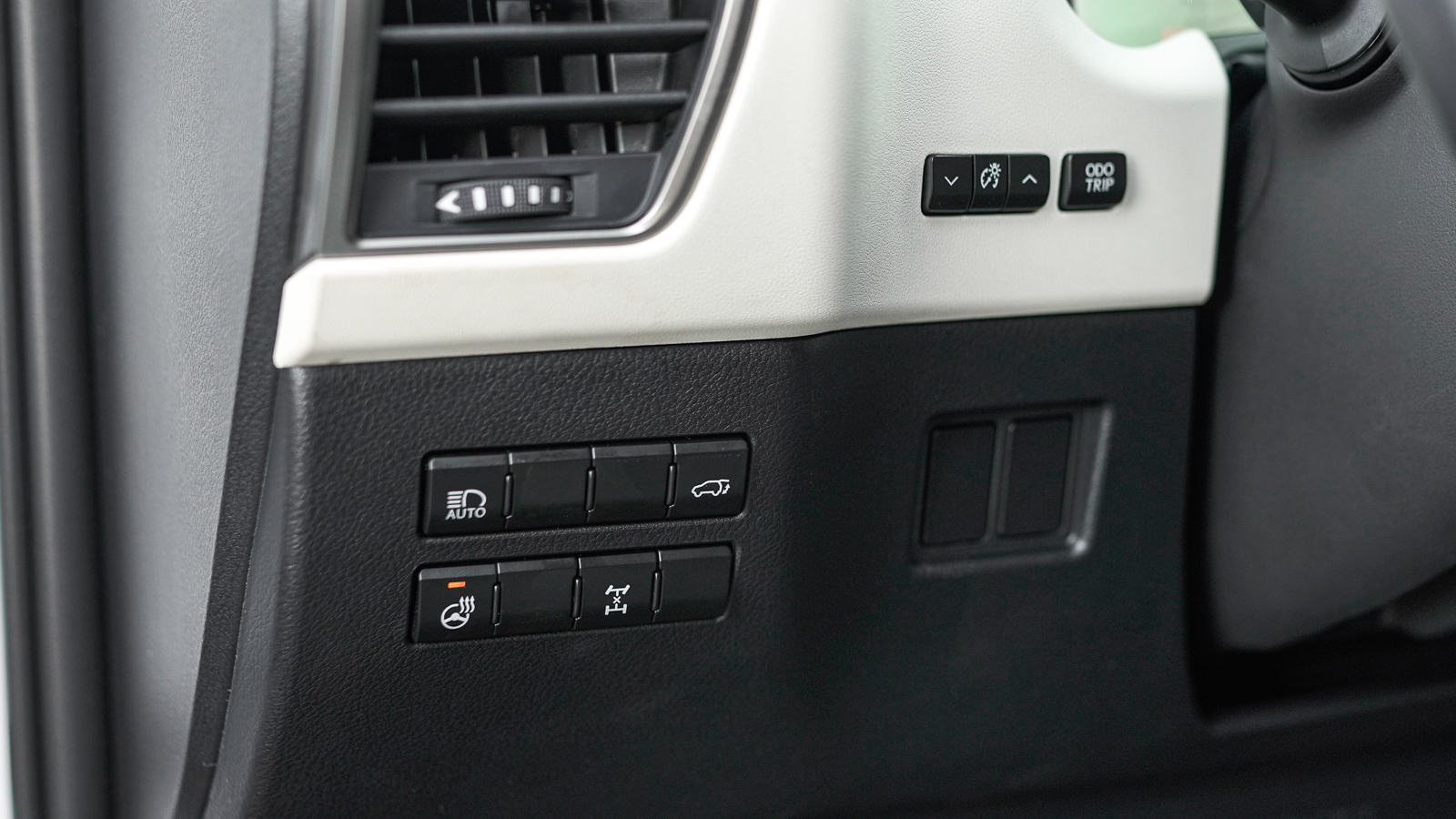 Lexus NX 2020 року, Універсал, Лексус Львів, м.Львів | Фото № 18 Lexus NX 2020 року з пробігом 50562 км, Універсал, Лексус Львів, м.Львів - 1370250 ГРН | Фото № 18