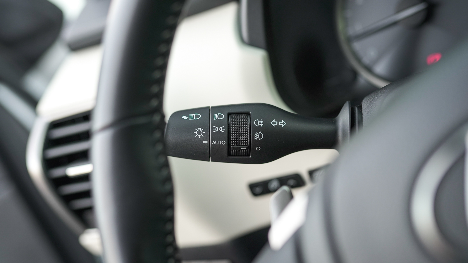 Lexus NX 2020 року, Універсал, Лексус Львів, м.Львів | Фото № 21 Lexus NX 2020 року з пробігом 50562 км, Універсал, Лексус Львів, м.Львів - 1370250 ГРН | Фото № 21