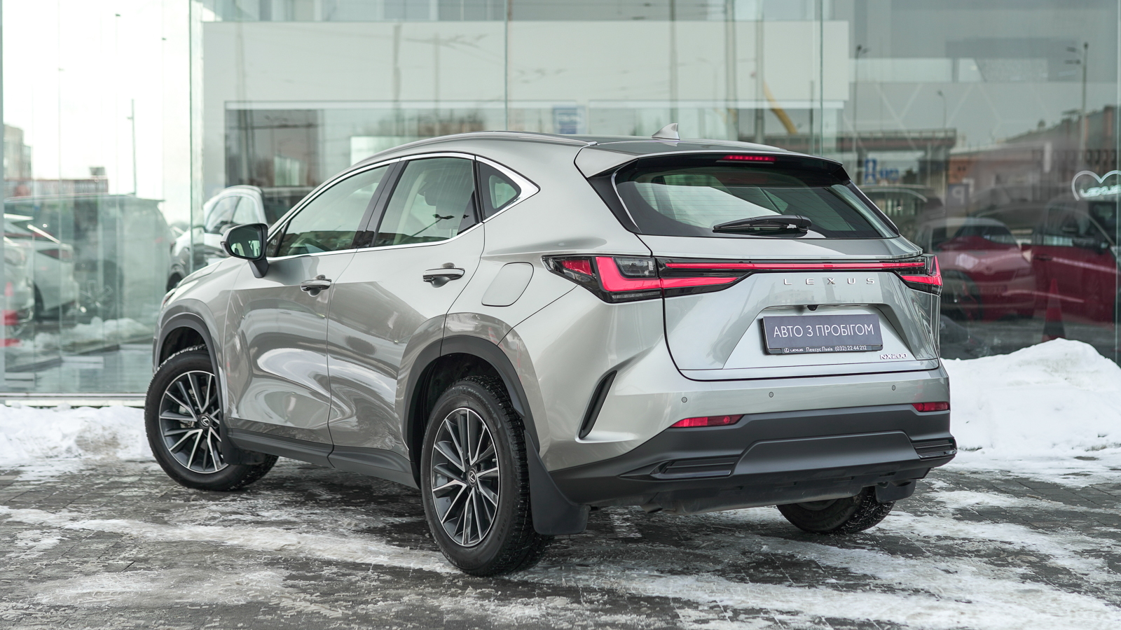 Lexus NX 2023 року, Універсал, Лексус Львів, м.Львів | Фото № 2 Lexus NX 2023 року з пробігом 12739 км, Універсал, Лексус Львів, м.Львів - 2022750 ГРН | Фото № 2