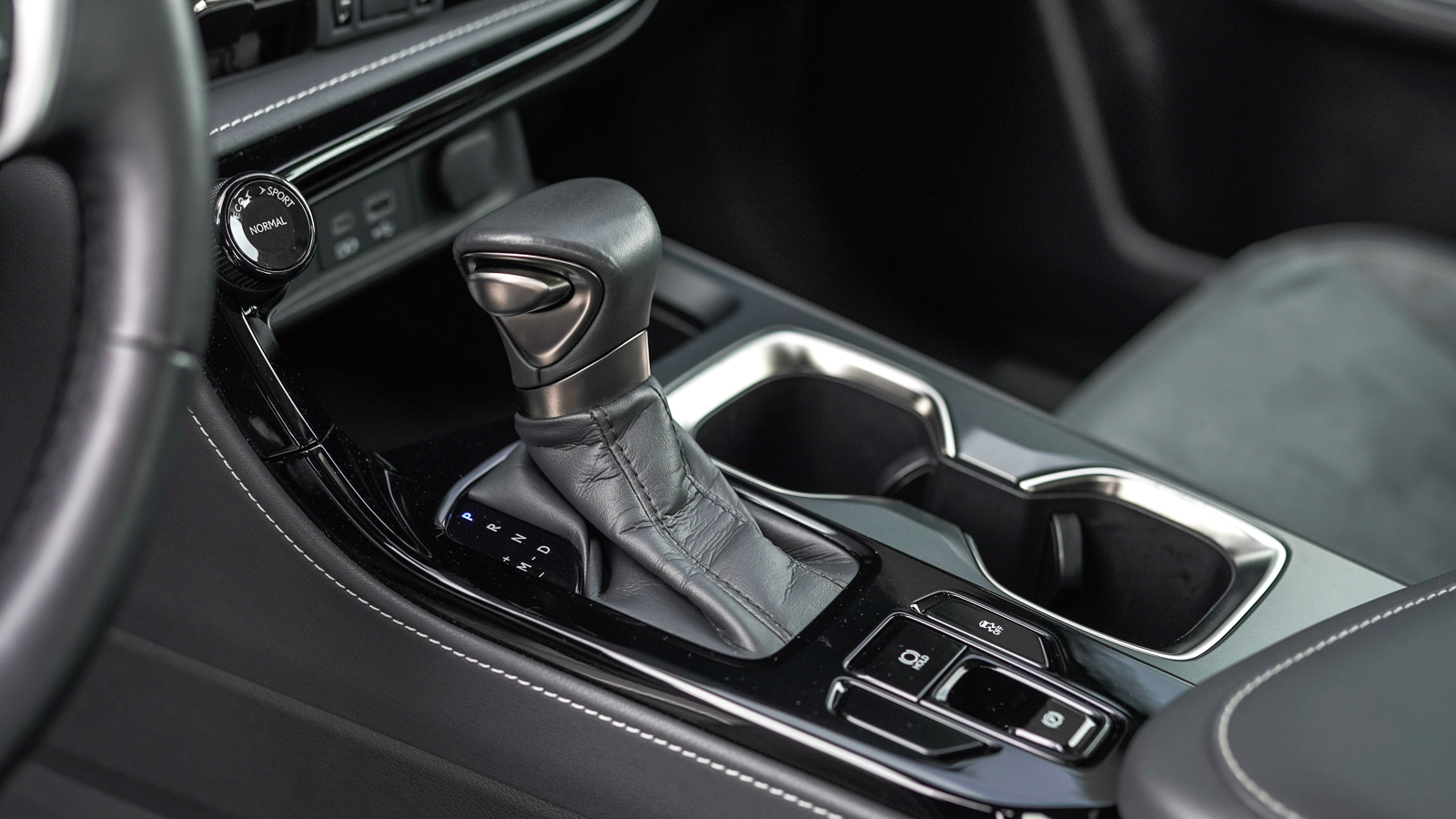 Lexus NX 2023 року, Універсал, Лексус Львів, м.Львів | Фото № 28 Lexus NX 2023 року з пробігом 12739 км, Універсал, Лексус Львів, м.Львів - 2022750 ГРН | Фото № 28