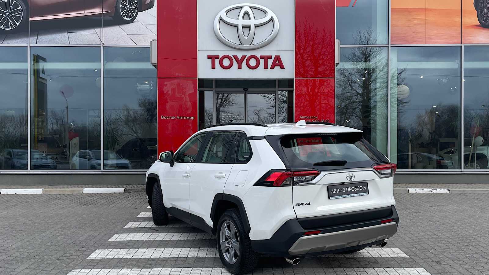 Toyota RAV4 2023 року, Універсал, Тойота Центр Запоріжжя "Восток Автомир", м.Запоріжжя | Фото № 2 Toyota RAV4 2023 року з пробігом 33903 км, Універсал, Тойота Центр Запоріжжя "Восток Автомир", м.Запоріжжя - 1404000 ГРН | Фото № 2