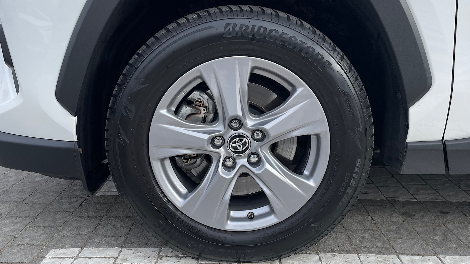 Toyota RAV4 2023 року, Універсал, Тойота Центр Запоріжжя "Восток Автомир", м.Запоріжжя | Фото № 16 Toyota RAV4 2023 року з пробігом 33903 км, Універсал, Тойота Центр Запоріжжя "Восток Автомир", м.Запоріжжя - 1404000 ГРН | Фото № 16