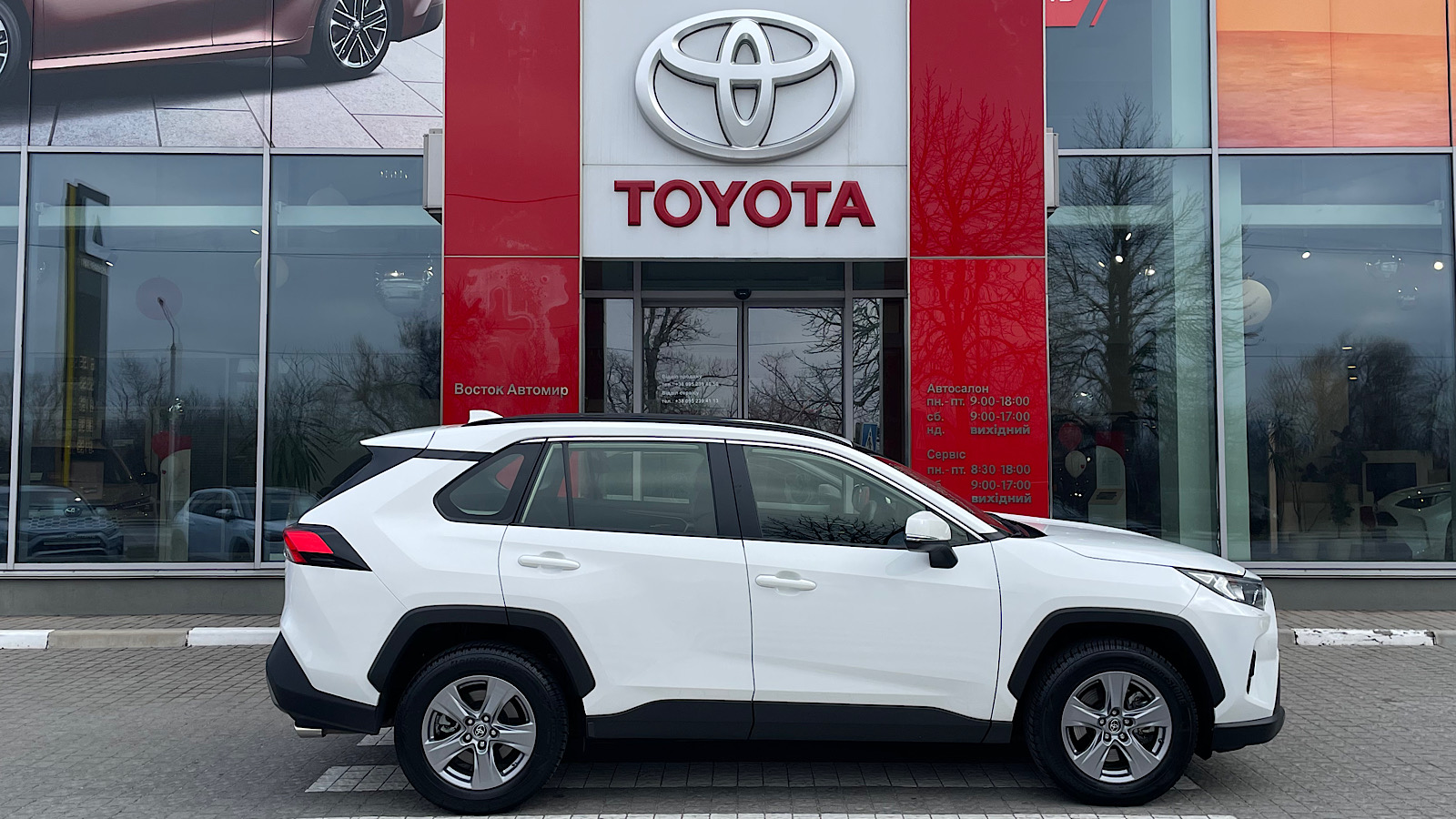 Toyota RAV4 2023 року, Універсал, Тойота Центр Запоріжжя "Восток Автомир", м.Запоріжжя | Фото № 17 Toyota RAV4 2023 року з пробігом 33903 км, Універсал, Тойота Центр Запоріжжя "Восток Автомир", м.Запоріжжя - 1404000 ГРН | Фото № 17