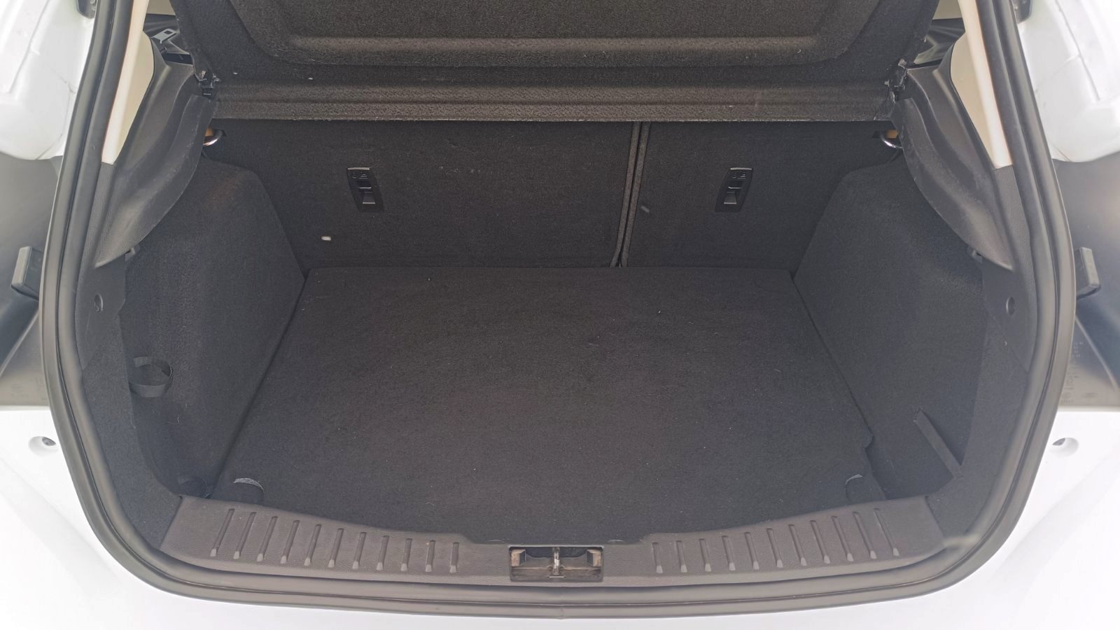 Інші авто FORD FOCUS 2018 року, Хетчбек, Тойота Центр Київ «ВІДІ Аеропорт», м.Київ | Фото № 10 Інші авто FORD FOCUS 2018 року з пробігом 221800 км, Хетчбек, Тойота Центр Київ «ВІДІ Аеропорт», м.Київ - 355000 ГРН | Фото № 10