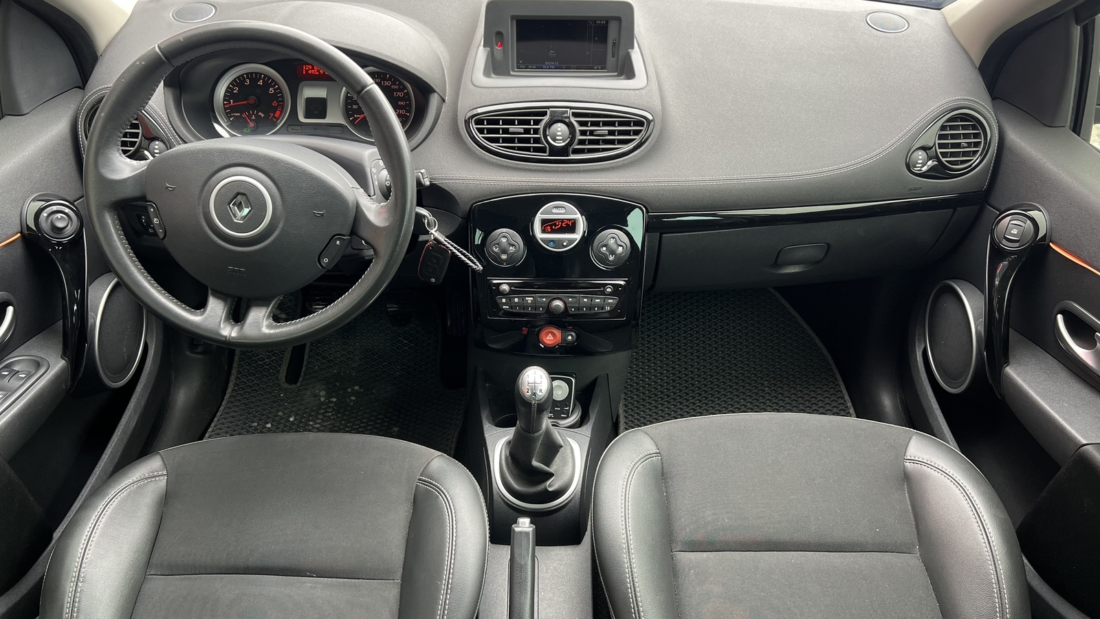 Інші авто RENAULT CLIO 2012 року, Хетчбек, Тойота Центр Вінниця "Преміум Мотор", м.Вінниця | Фото № 8 Інші авто RENAULT CLIO 2012 року з пробігом 129853 км, Хетчбек, Тойота Центр Вінниця "Преміум Мотор", м.Вінниця - 280000 ГРН | Фото № 8