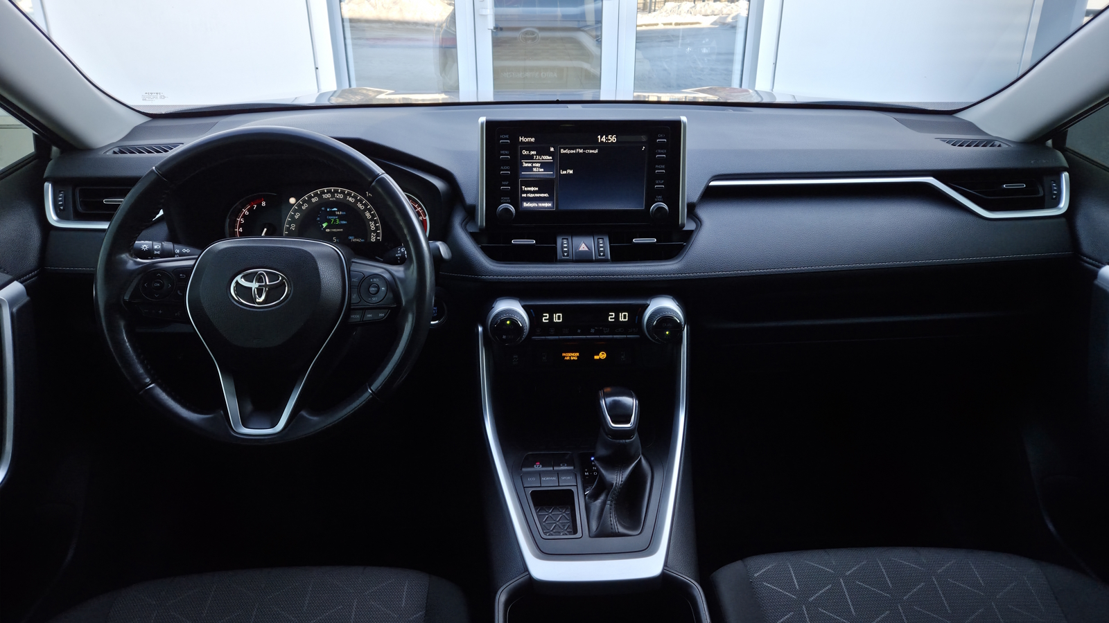 Toyota RAV4 2022 року, Універсал, Тойота Центр Кропивницький "Мотор - Олві", м.Кропивницький | Фото № 8 Toyota RAV4 2022 року з пробігом 74942 км, Універсал, Тойота Центр Кропивницький "Мотор - Олві", м.Кропивницький - 1200000 ГРН | Фото № 8