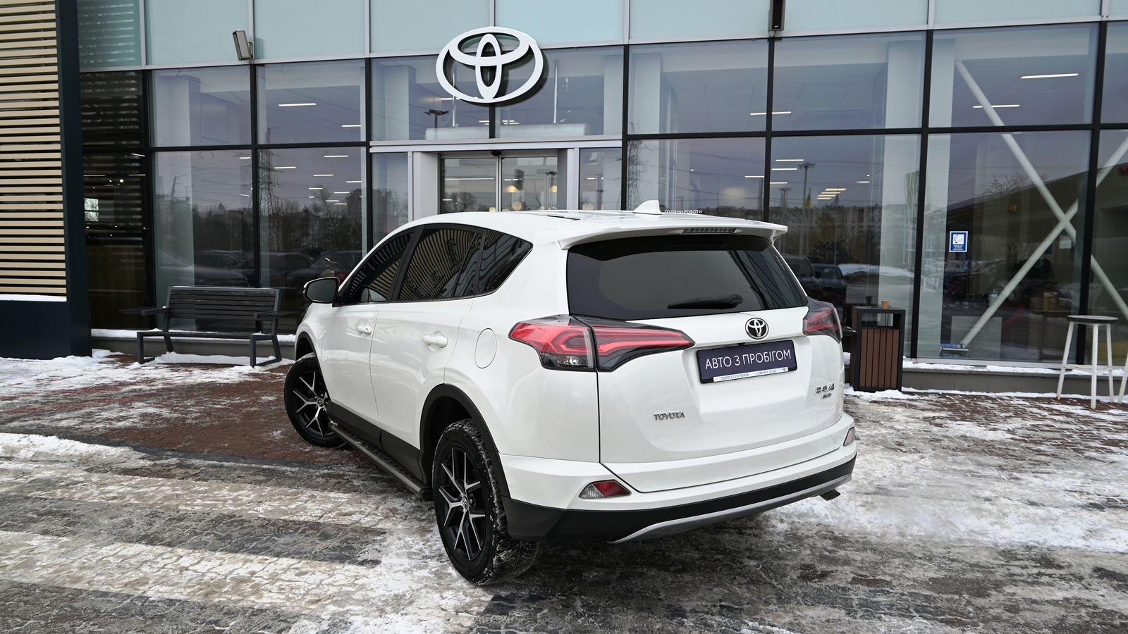 Toyota RAV4 2017 року, Універсал, Тойота Центр Київ "Сіті Плаза", м.Київ | Фото № 2 Toyota RAV4 2017 року з пробігом 160345 км, Універсал, Тойота Центр Київ "Сіті Плаза", м.Київ - 814590 ГРН | Фото № 2