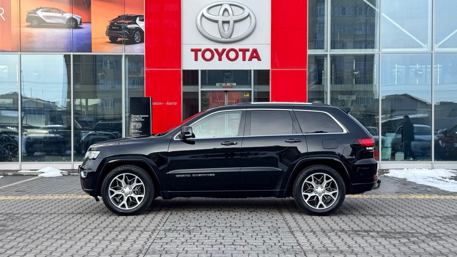 Інші авто JEEP GRAND CHEROKEE 2021 року з пробігом 157667 км, Універсал, Тойота Центр Івано-Франківськ "Класик-Авто", м.Івано-Франківськ - 1406000 ГРН | Фото № 3