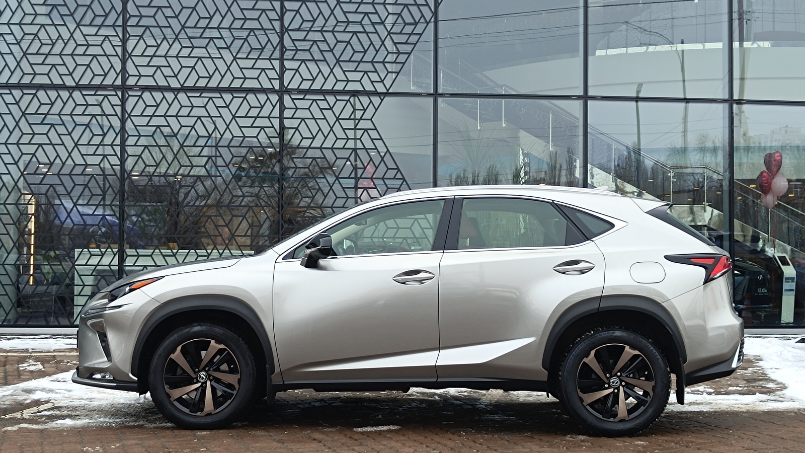 Lexus NX 2021 року, Універсал, Лексус Київ Захід, м.Київ | Фото № 3 Lexus NX 2021 року з пробігом 28013 км, Універсал, Лексус Київ Захід, м.Київ - 1586000 ГРН | Фото № 3