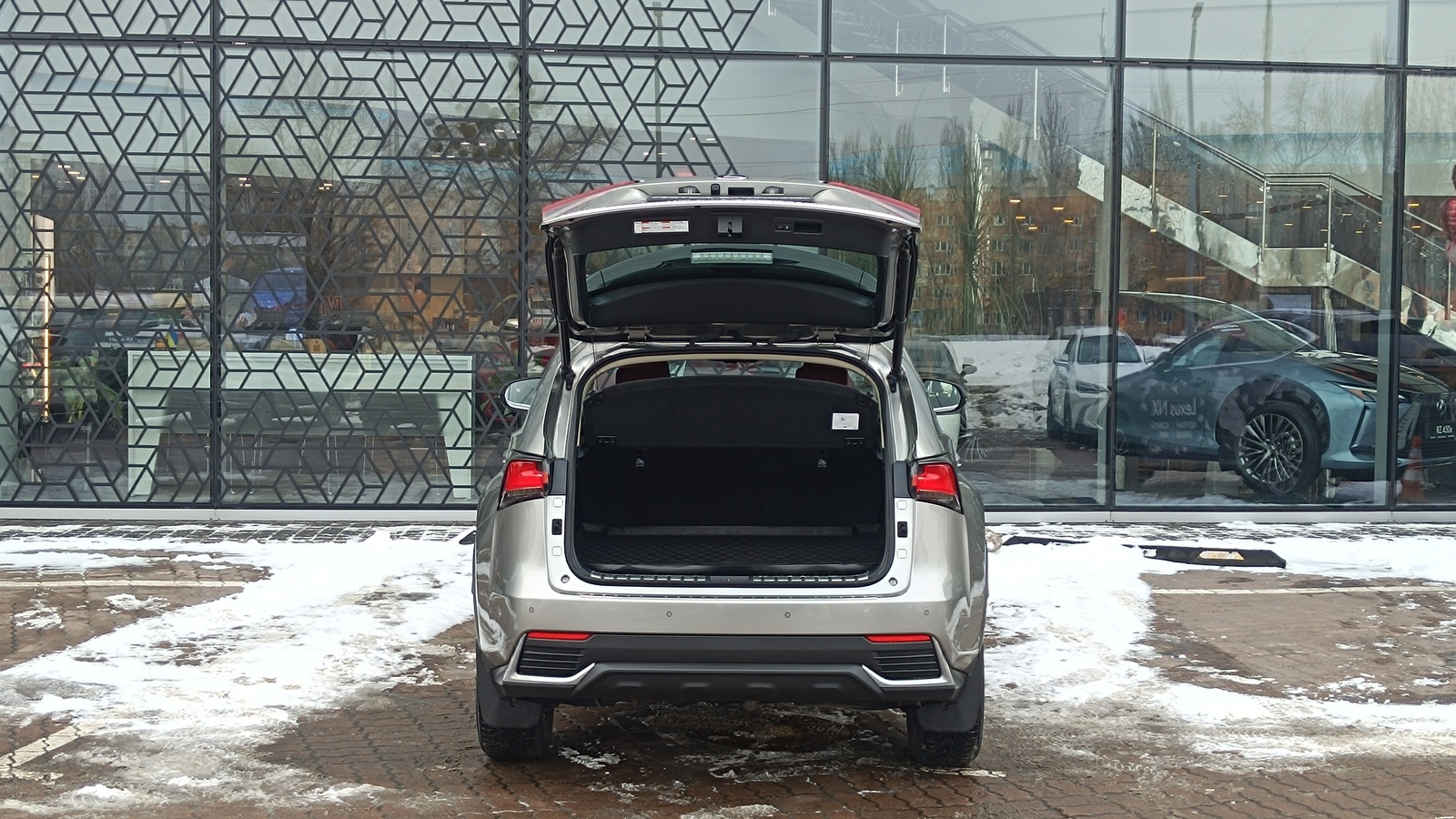 Lexus NX 2021 року, Універсал, Лексус Київ Захід, м.Київ | Фото № 10 Lexus NX 2021 року з пробігом 28013 км, Універсал, Лексус Київ Захід, м.Київ - 1586000 ГРН | Фото № 10