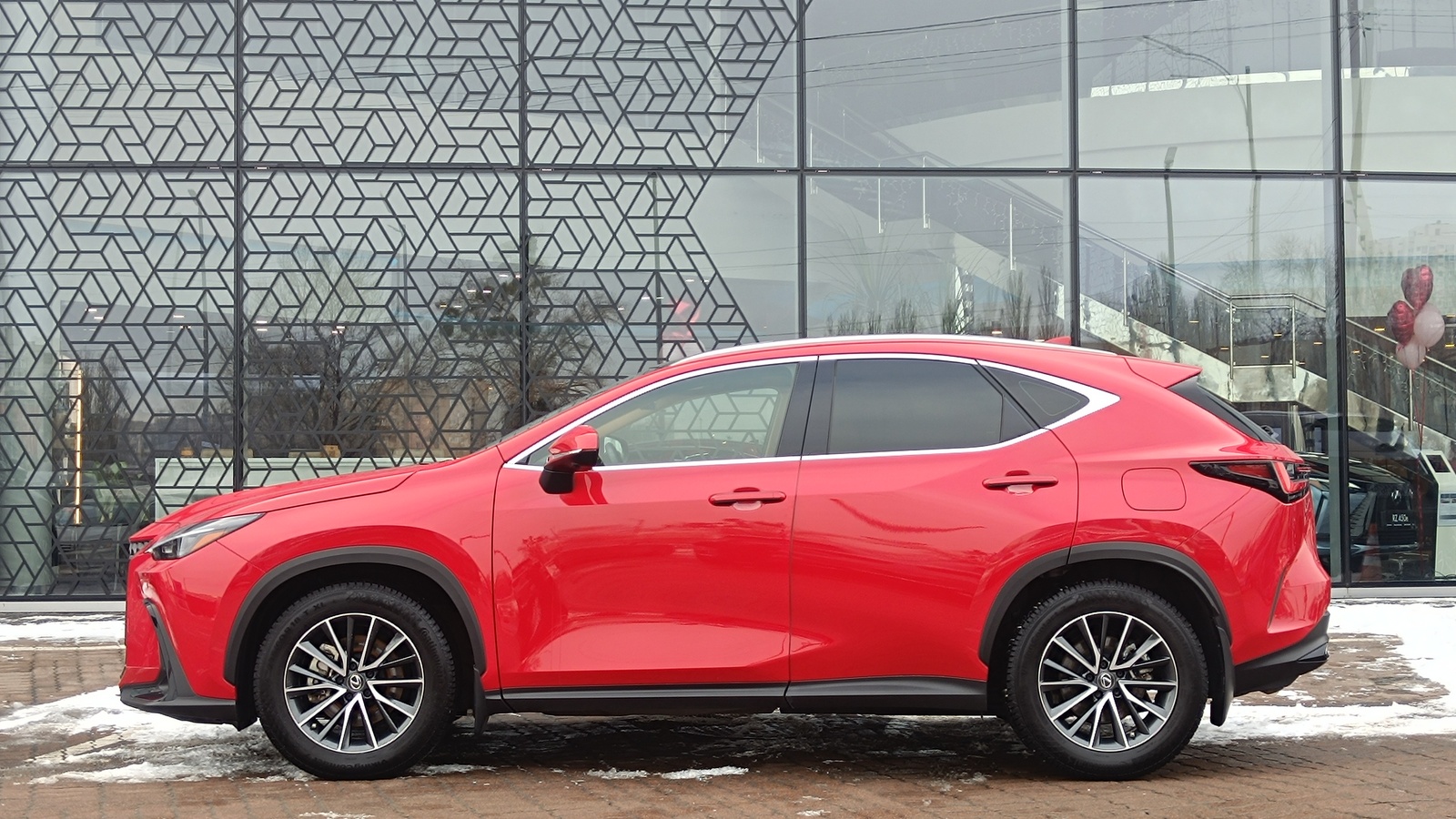 Lexus NX 2022 року, Універсал, Лексус Київ Захід, м.Київ | Фото № 3 Lexus NX 2022 року з пробігом 20500 км, Універсал, Лексус Київ Захід, м.Київ - 2087000 ГРН | Фото № 3