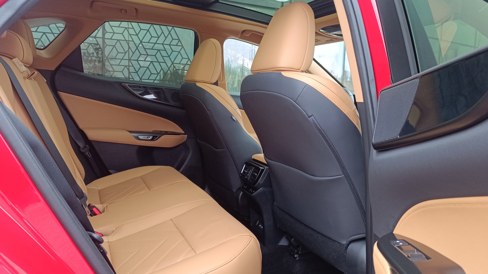 Lexus NX 2022 року, Універсал, Лексус Київ Захід, м.Київ | Фото № 7 Lexus NX 2022 року з пробігом 20500 км, Універсал, Лексус Київ Захід, м.Київ - 2087000 ГРН | Фото № 7