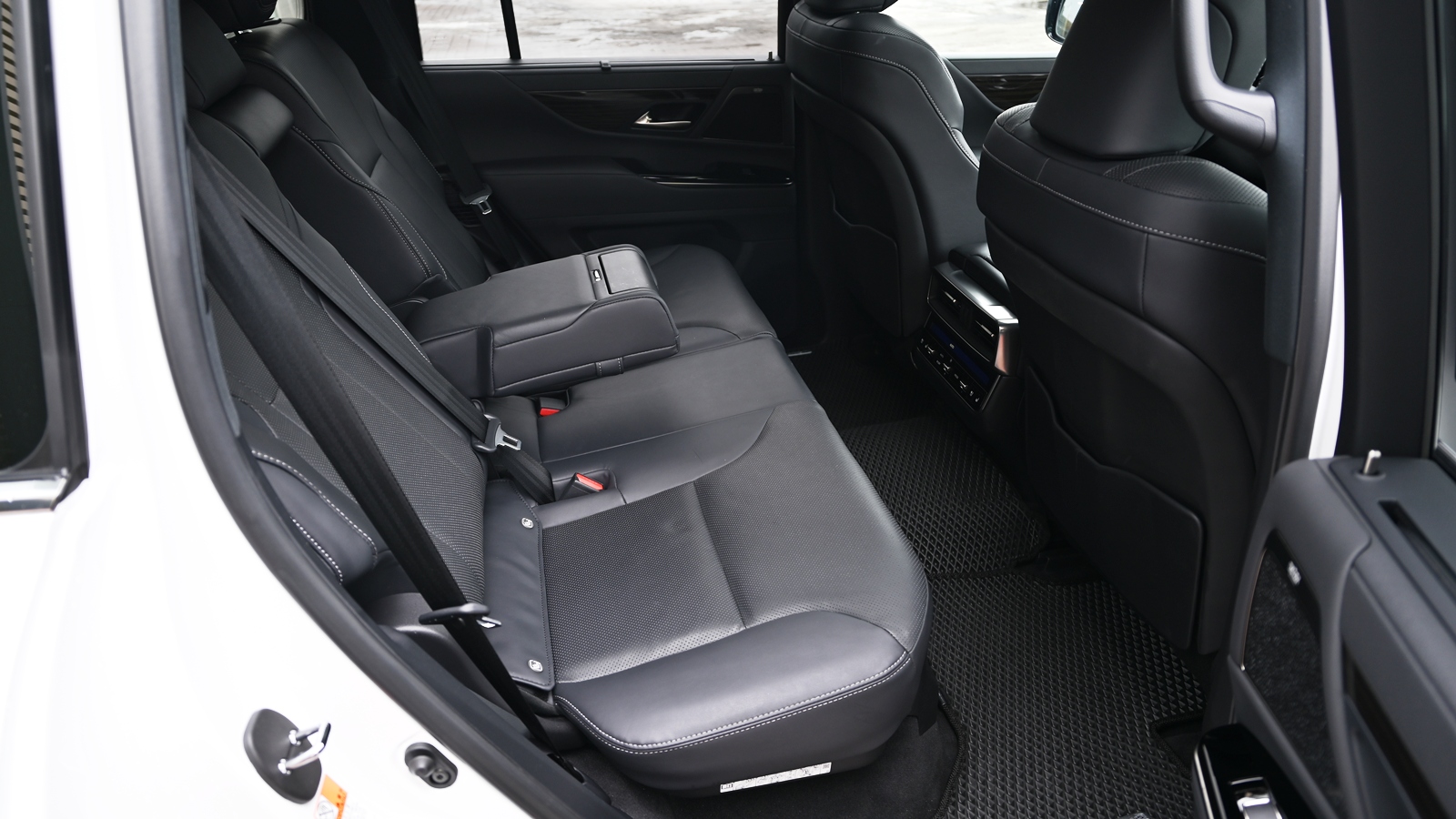 Lexus LX 2022 року з пробігом 47501 км, Універсал, Тойота Центр Київ "Сіті Плаза", м.Київ - 4579200 ГРН | Фото № 7