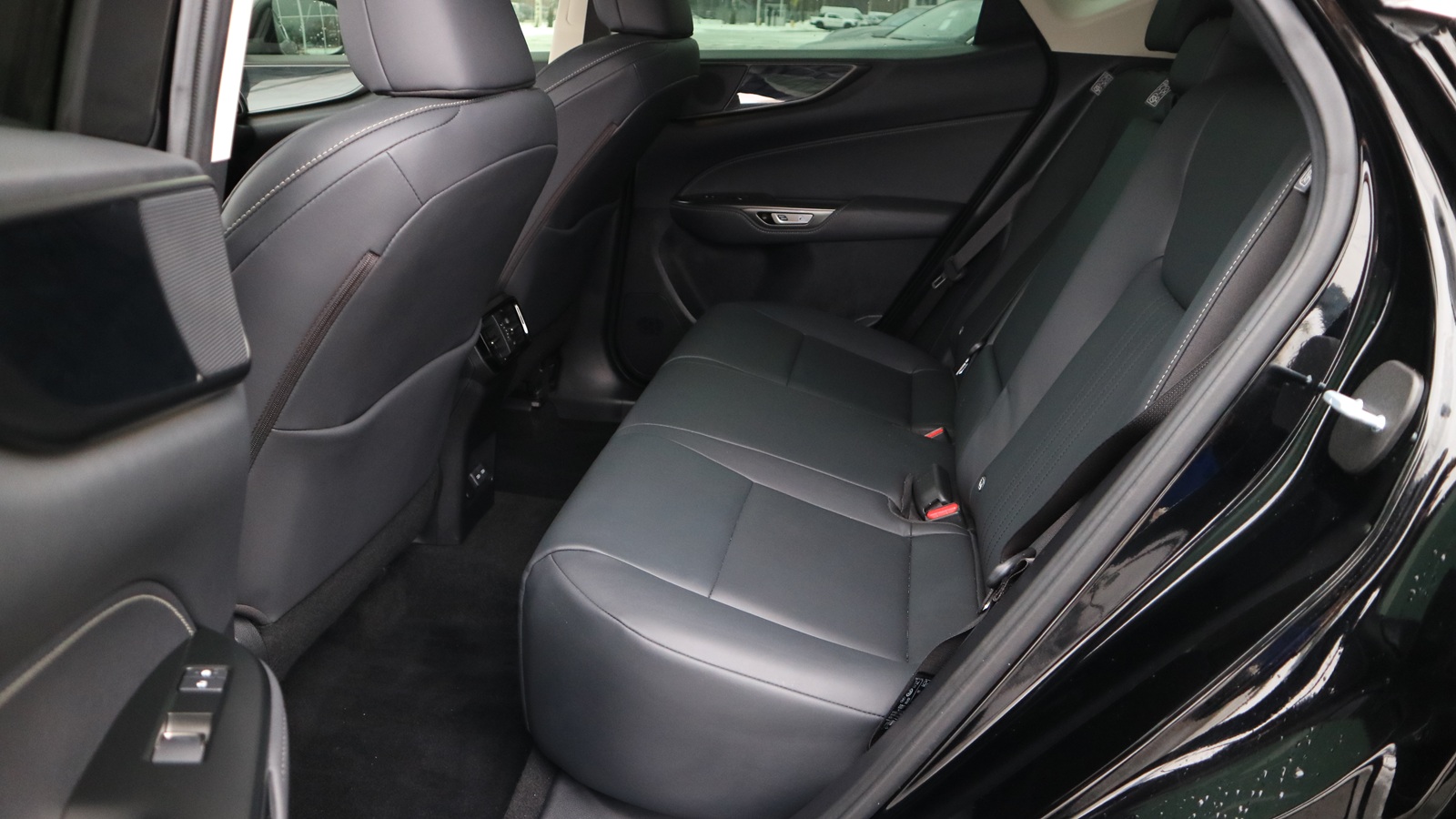 Lexus NX 2022 року з пробігом 28816 км, Універсал, Тойота Центр Київ "Автосаміт Укравто Столичне", м.Київ - 2119000 ГРН | Фото № 13