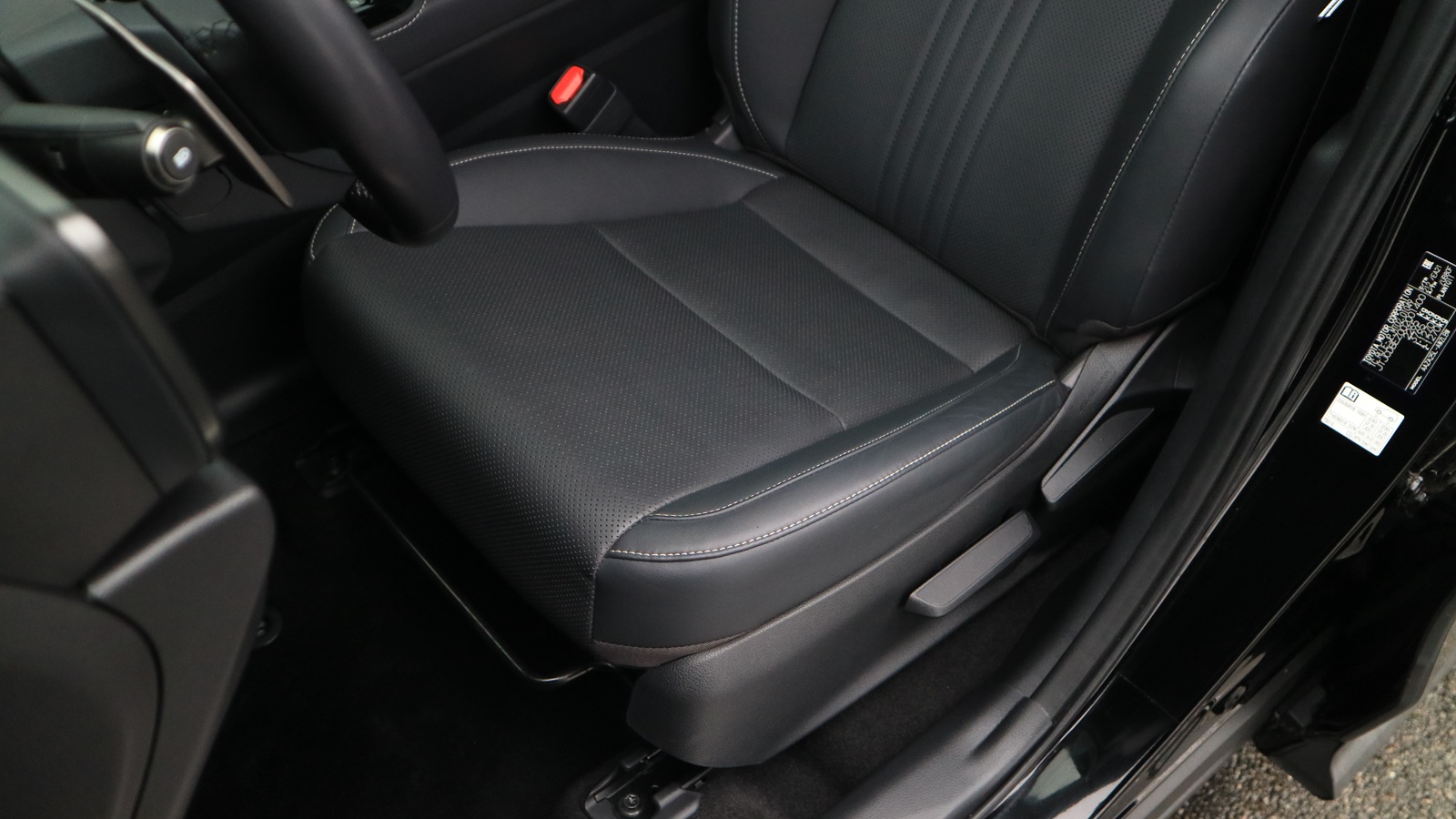 Lexus NX 2022 року з пробігом 28816 км, Універсал, Тойота Центр Київ "Автосаміт Укравто Столичне", м.Київ - 2119000 ГРН | Фото № 14