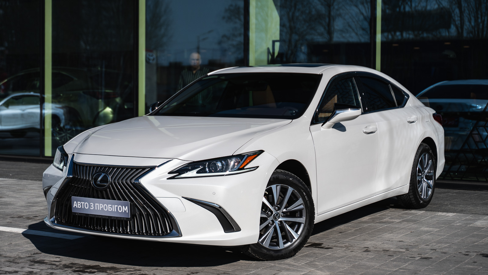 Lexus ES 2020 року з пробігом 67000 км, Седан, Лексус Дніпро, м.Дніпро - 1623750 ГРН | Фото № 1