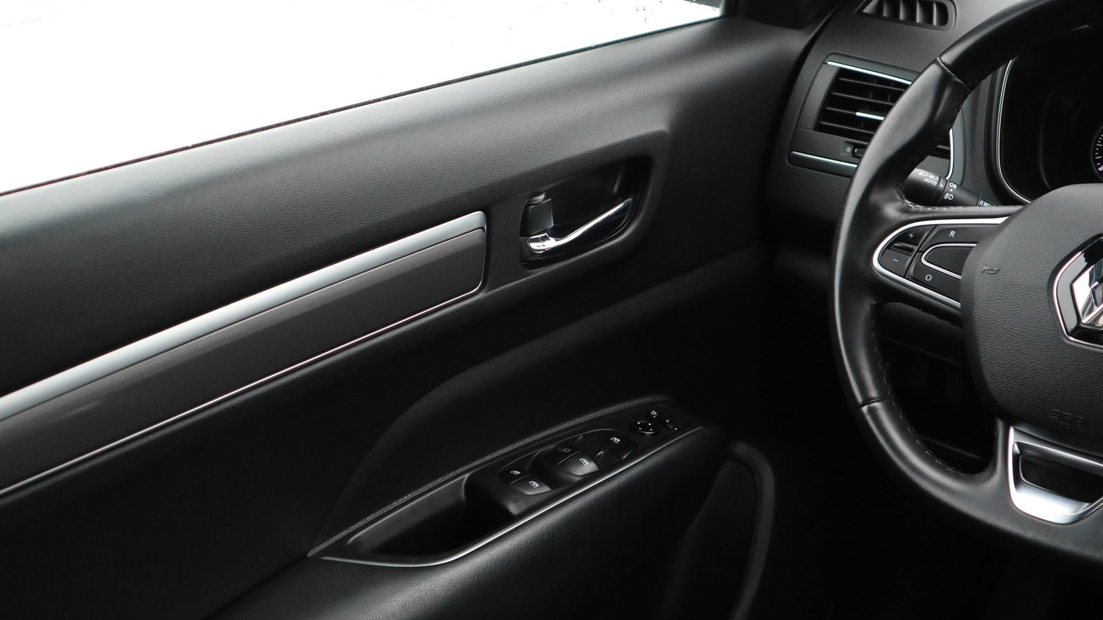 Інші авто RENAULT KOLEOS 2020 року з пробігом 84679 км, Універсал, Тойота Центр Київ "Автосаміт Укравто Столичне", м.Київ - 1021000 ГРН | Фото № 16