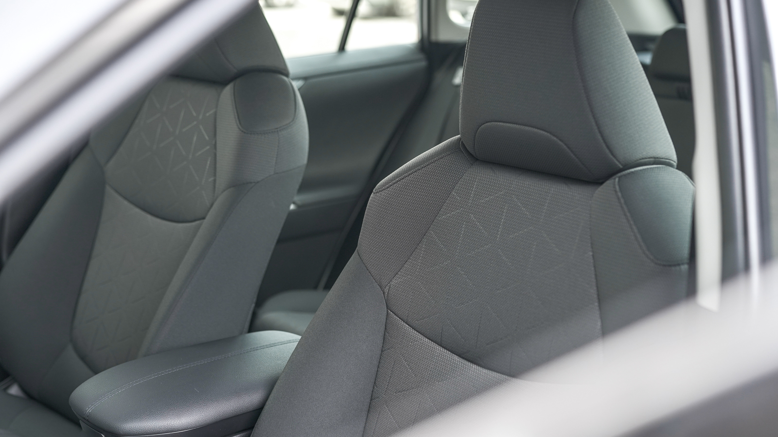 Toyota RAV4 2023 року, Універсал, Тойота Центр Львів "Діамант", м.Львів | Фото № 14 Toyota RAV4 2023 року з пробігом 13201 км, Універсал, Тойота Центр Львів "Діамант", м.Львів - 1392000 ГРН | Фото № 14