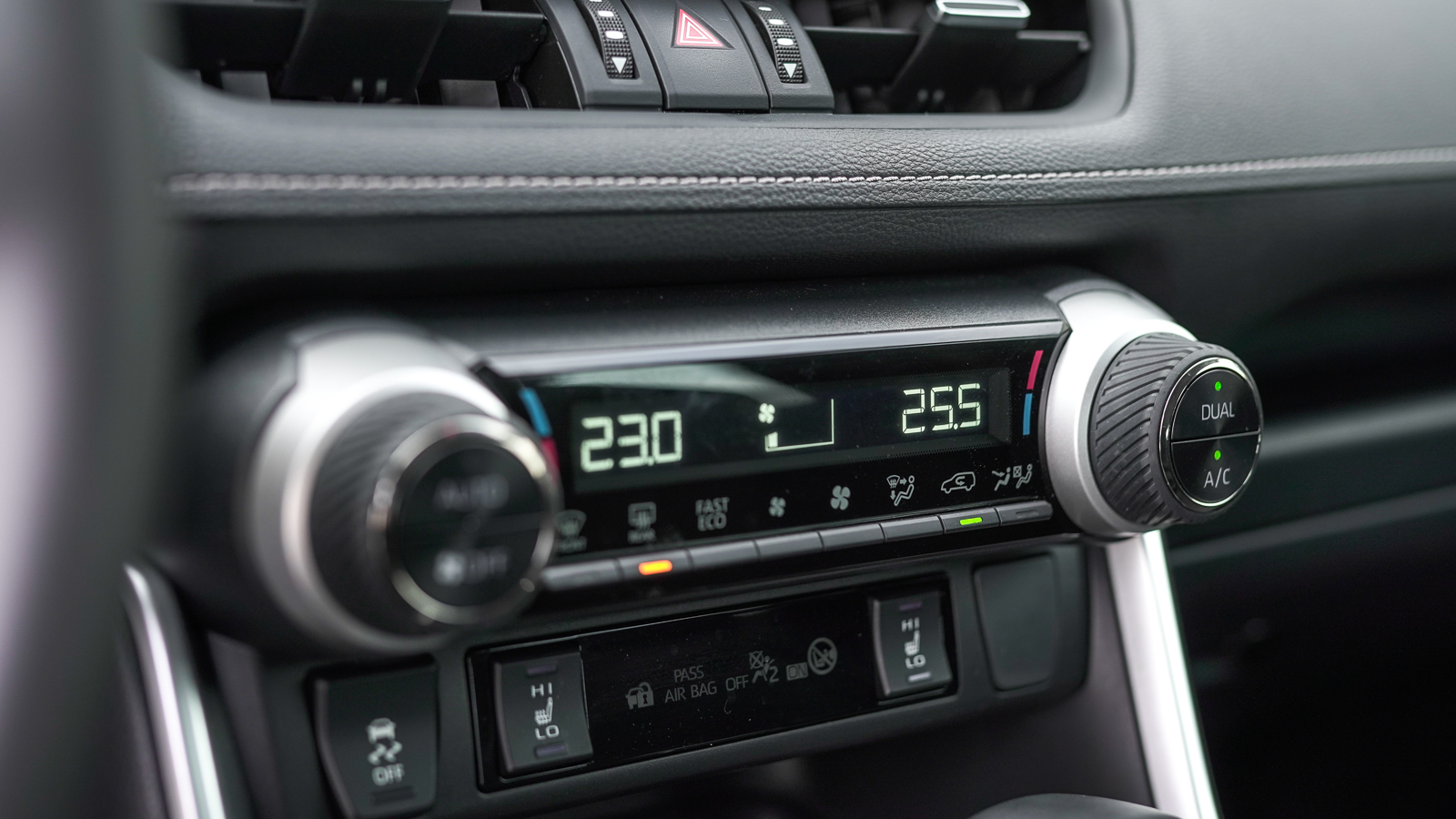 Toyota RAV4 2023 року, Універсал, Тойота Центр Львів "Діамант", м.Львів | Фото № 23 Toyota RAV4 2023 року з пробігом 13201 км, Універсал, Тойота Центр Львів "Діамант", м.Львів - 1392000 ГРН | Фото № 23