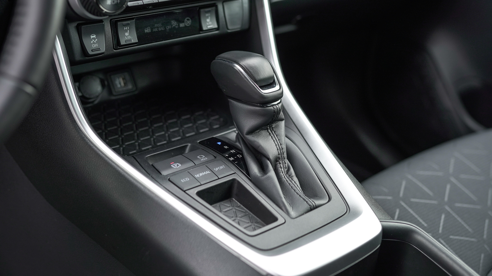 Toyota RAV4 2023 року, Універсал, Тойота Центр Львів "Діамант", м.Львів | Фото № 25 Toyota RAV4 2023 року з пробігом 13201 км, Універсал, Тойота Центр Львів "Діамант", м.Львів - 1392000 ГРН | Фото № 25