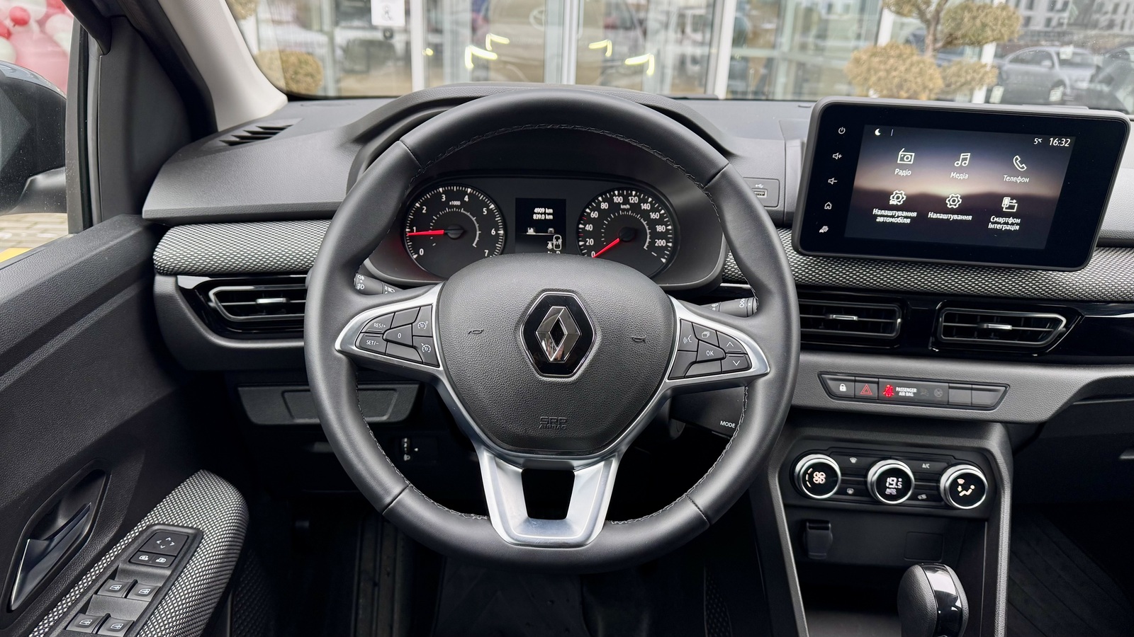 Інші авто RENAULT Taliant 2024 року з пробігом 4910 км, Седан, Тойота Центр Чернігів "Соллі-Плюс", м.Чернігів - 780000 ГРН | Фото № 9