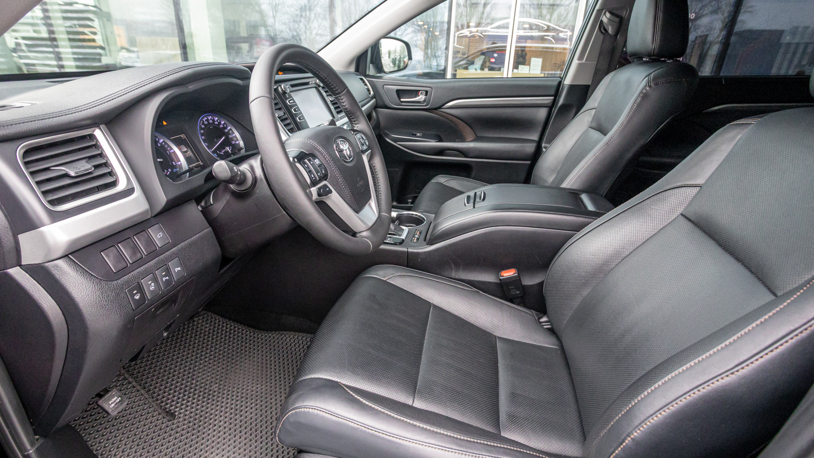 Toyota HIGHLANDER 2019 року з пробігом 206323 км, Універсал, Тойота Центр Дніпро "Алмаз Мотор" на Запорізькому шосе, м.Дніпро - 1188000 ГРН | Фото № 14