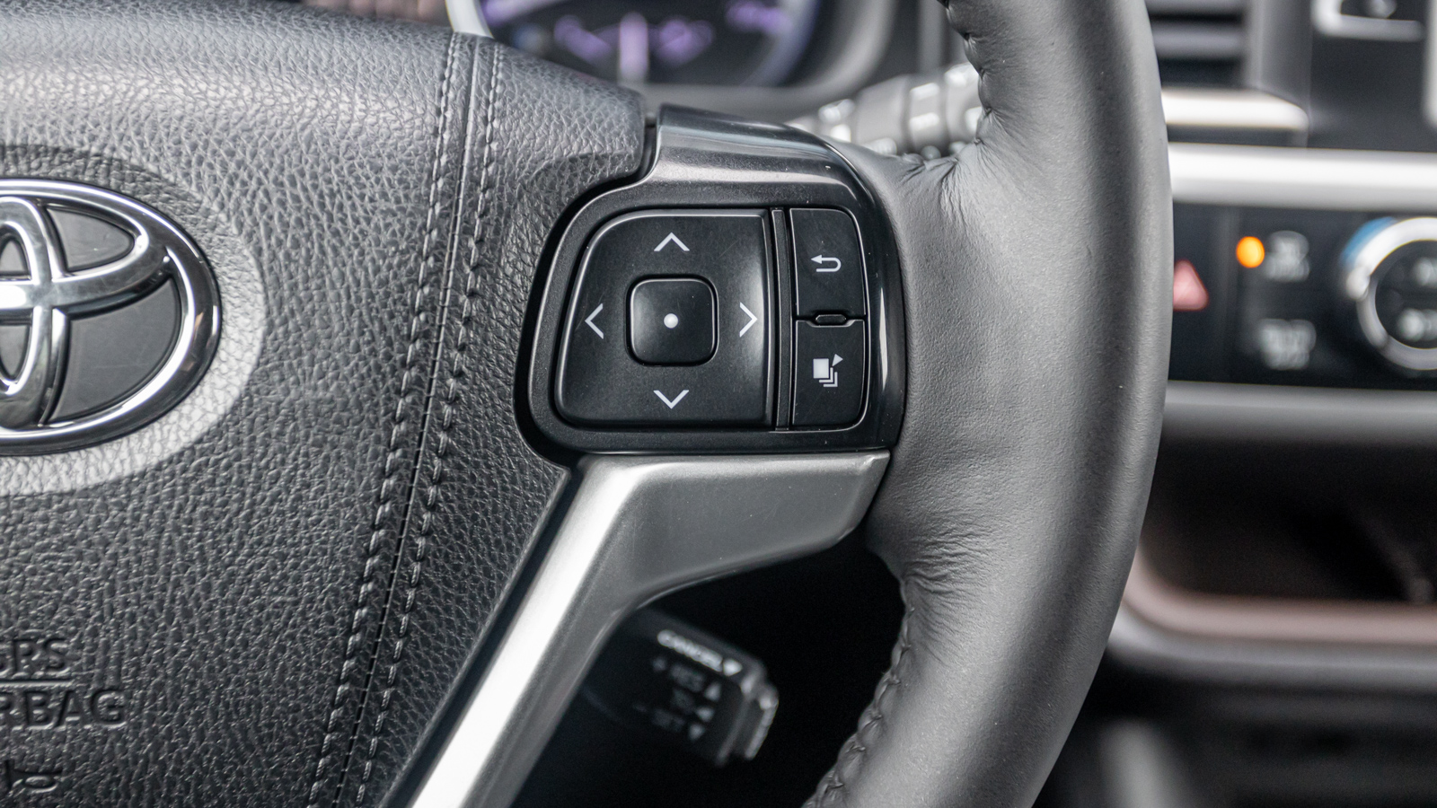 Toyota HIGHLANDER 2019 року з пробігом 206323 км, Універсал, Тойота Центр Дніпро "Алмаз Мотор" на Запорізькому шосе, м.Дніпро - 1188000 ГРН | Фото № 29