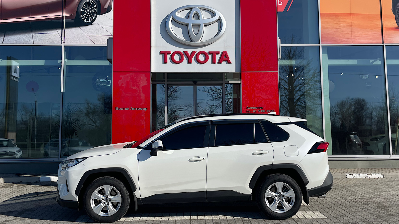 Toyota RAV4 2019 року, Універсал, Тойота Центр Запоріжжя "Восток Автомир", м.Запоріжжя | Фото № 3 Toyota RAV4 2019 року з пробігом 51000 км, Універсал, Тойота Центр Запоріжжя "Восток Автомир", м.Запоріжжя - 1125757 ГРН | Фото № 3