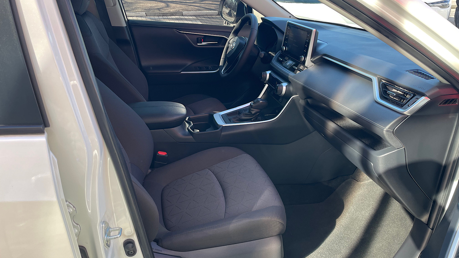 Toyota RAV4 2019 року, Універсал, Тойота Центр Запоріжжя "Восток Автомир", м.Запоріжжя | Фото № 6 Toyota RAV4 2019 року з пробігом 51000 км, Універсал, Тойота Центр Запоріжжя "Восток Автомир", м.Запоріжжя - 1125757 ГРН | Фото № 6