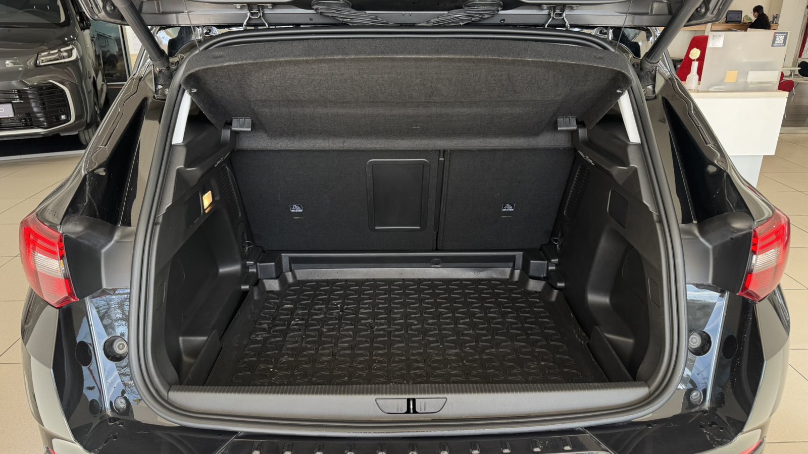 Інші авто OPEL Grandland X 2023 року з пробігом 50250 км, Універсал, Тойота Центр Ужгород "Карат Мотор", м.Ужгород - 970000 ГРН | Фото № 10