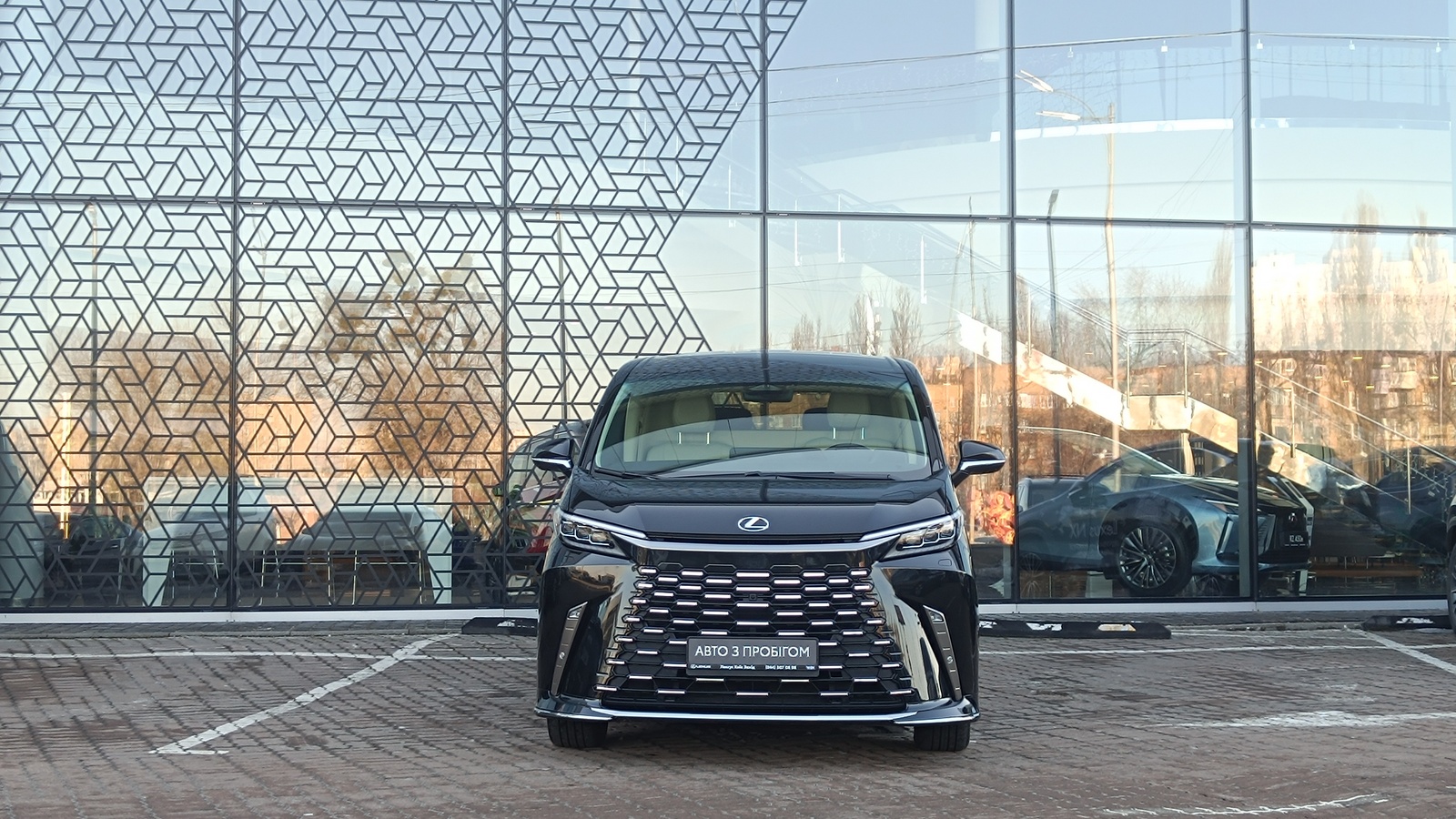 Lexus LM 350h 2025 року з пробігом 388 км, Мінівен, Лексус Київ Захід, м.Київ - 6190000 ГРН | Фото № 5