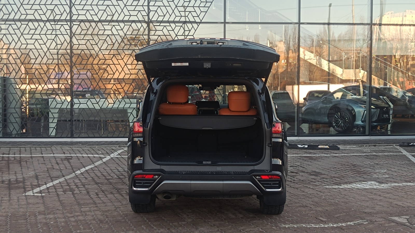 Lexus LX 2023 року з пробігом 77002 км, Універсал, Лексус Київ Захід, м.Київ - 5100000 ГРН | Фото № 10