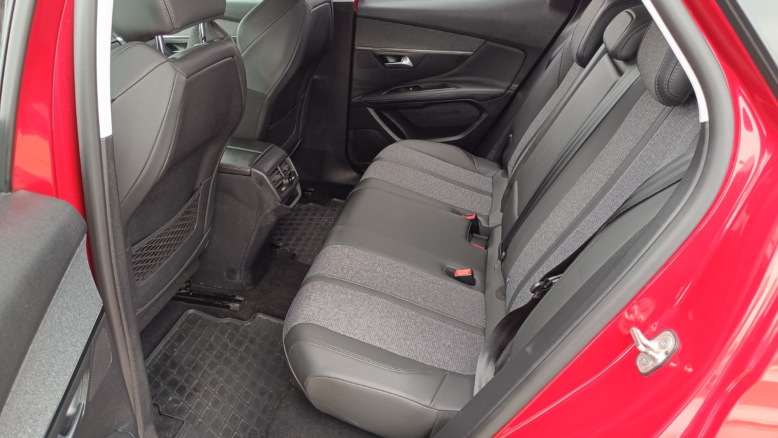 Інші авто PEUGEOT 3008 2020 року з пробігом 148083 км, Універсал, Тойота Центр Київ «ВІДІ Аеропорт», м.Київ - 860000 ГРН | Фото № 13