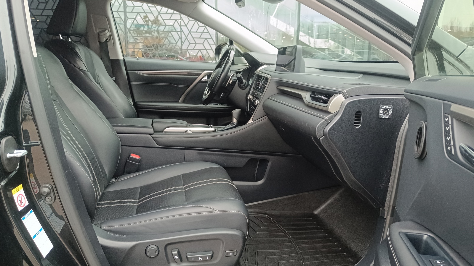 Lexus RX 450h 2019 року з пробігом 137837 км, Універсал, Лексус Київ Захід, м.Київ - 2220000 ГРН | Фото № 6