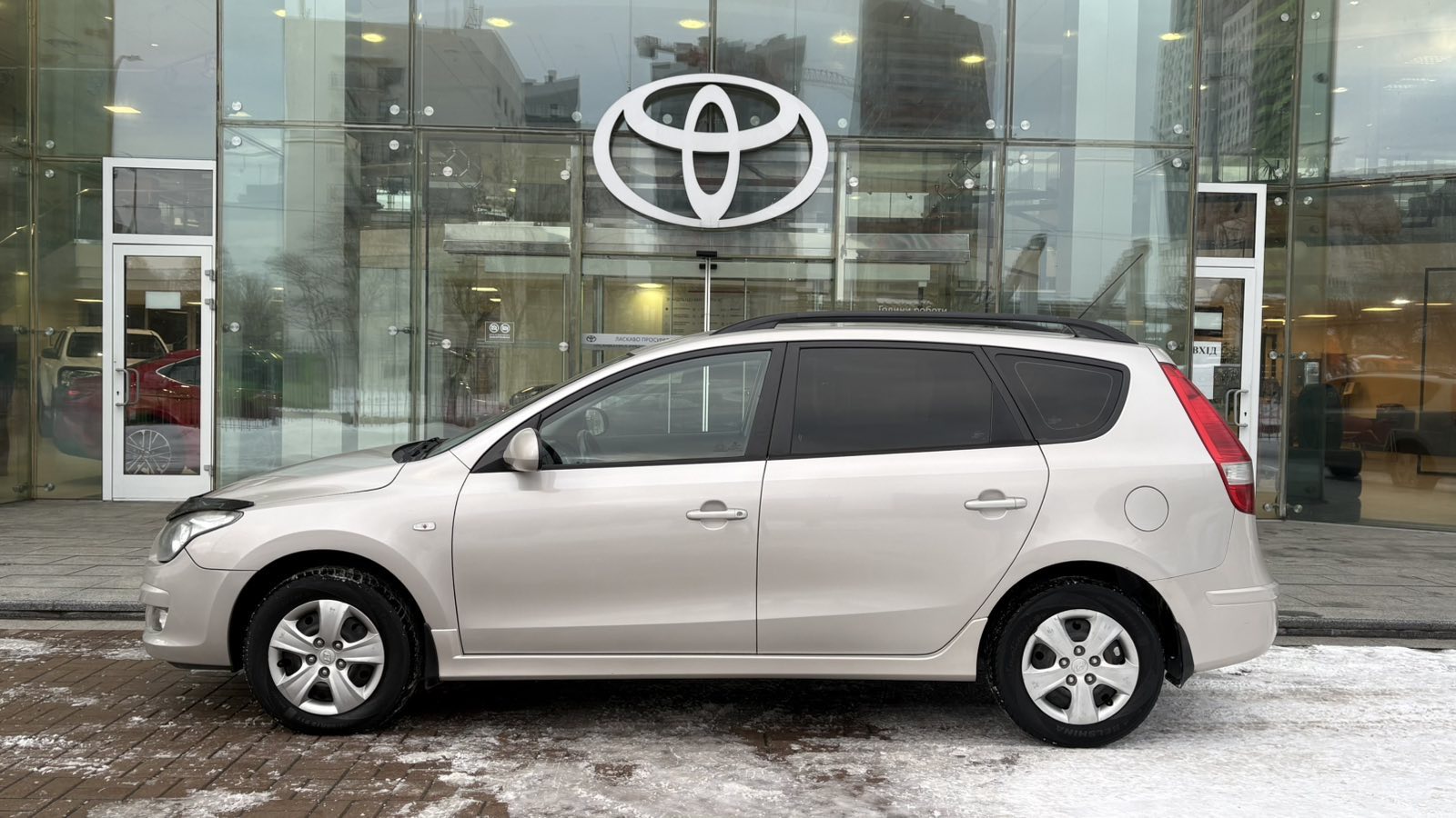 Інші авто HYUNDAI I30 2011 року з пробігом 201401 км, Універсал, Тойота Центр Київ "Автосаміт Укравто", м.Київ - 330000 ГРН | Фото № 3