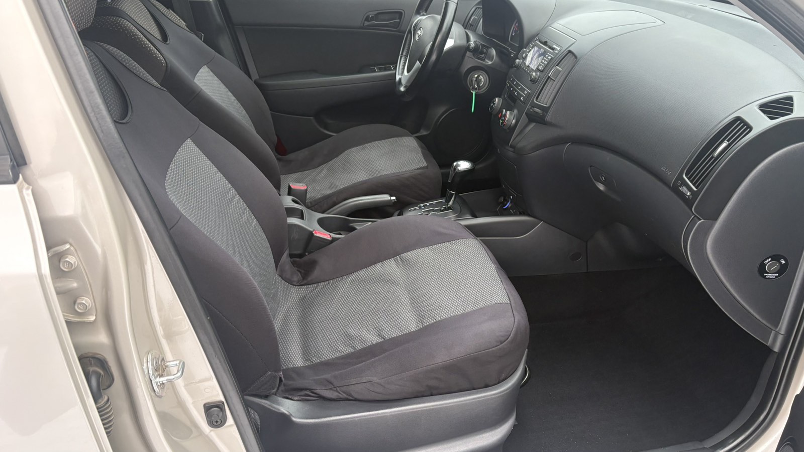 Інші авто HYUNDAI I30 2011 року з пробігом 201401 км, Універсал, Тойота Центр Київ "Автосаміт Укравто", м.Київ - 330000 ГРН | Фото № 6